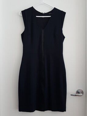 Banana Republic Navy Sheath Dress Faux Leather Trim V-Neck Size 6